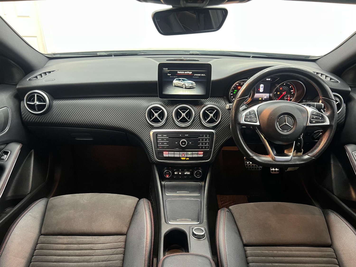 Used Mercedes-Benz A-Class 2016 for sale - 76613104: Photo 9