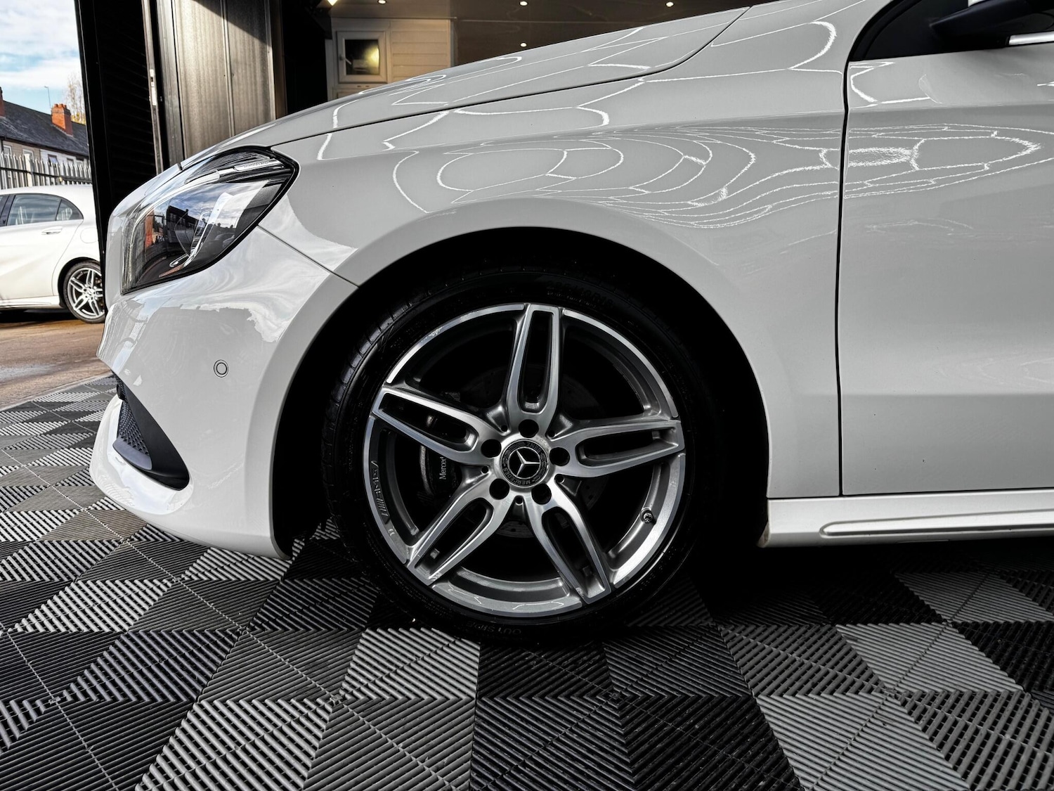 Used Mercedes-Benz A-Class 2017 for sale - 76498846: Photo 14