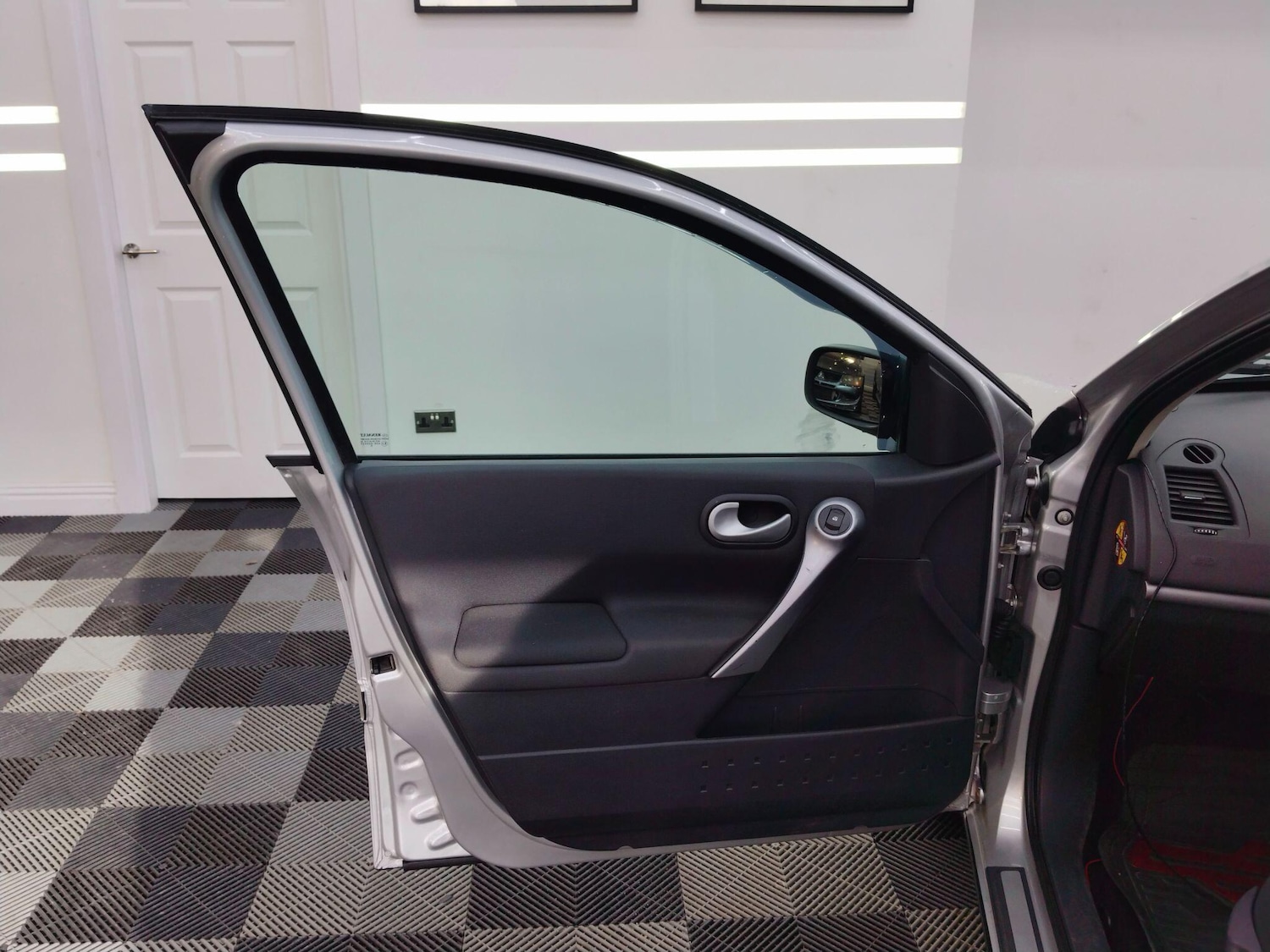 Used Renault Megane 2008 for sale - 76585336: Photo 10