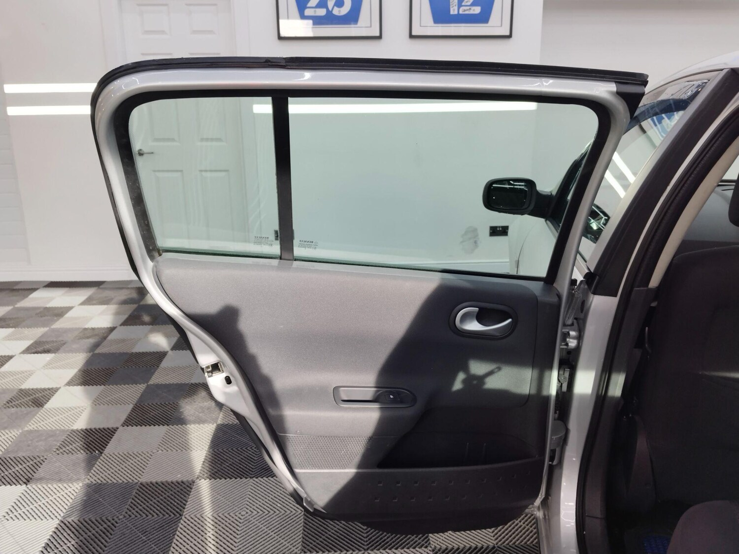 Used Renault Megane 2008 for sale - 76585336: Photo 11