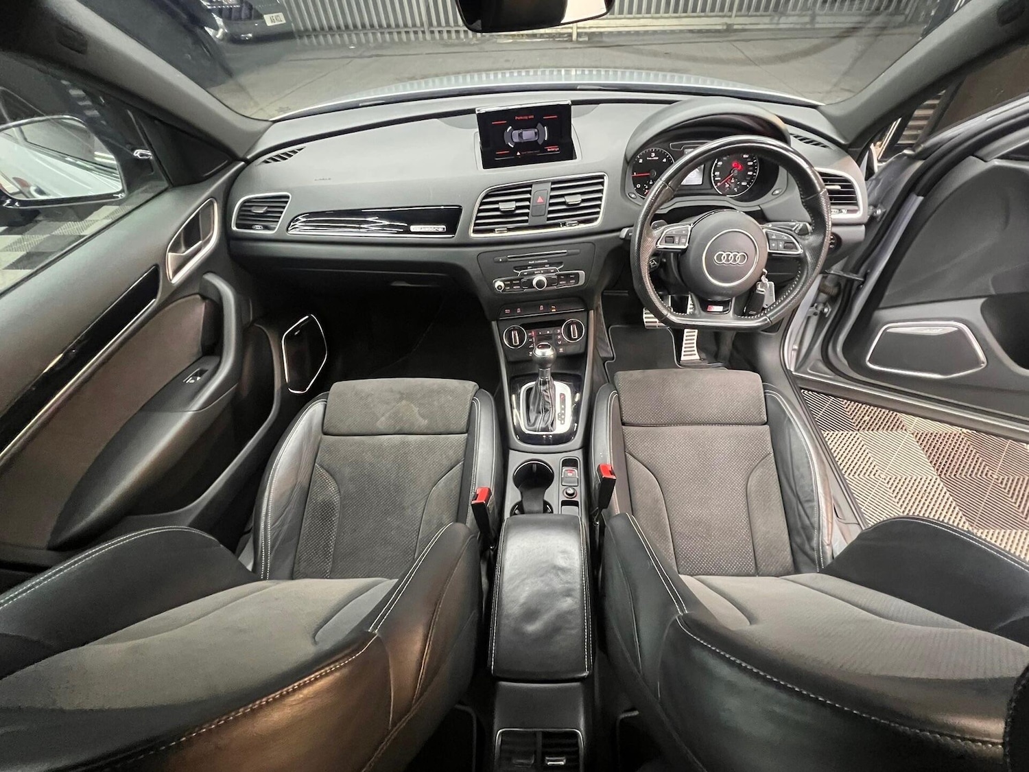 Used Audi Q3 2017 for sale - 76398001: Photo 10