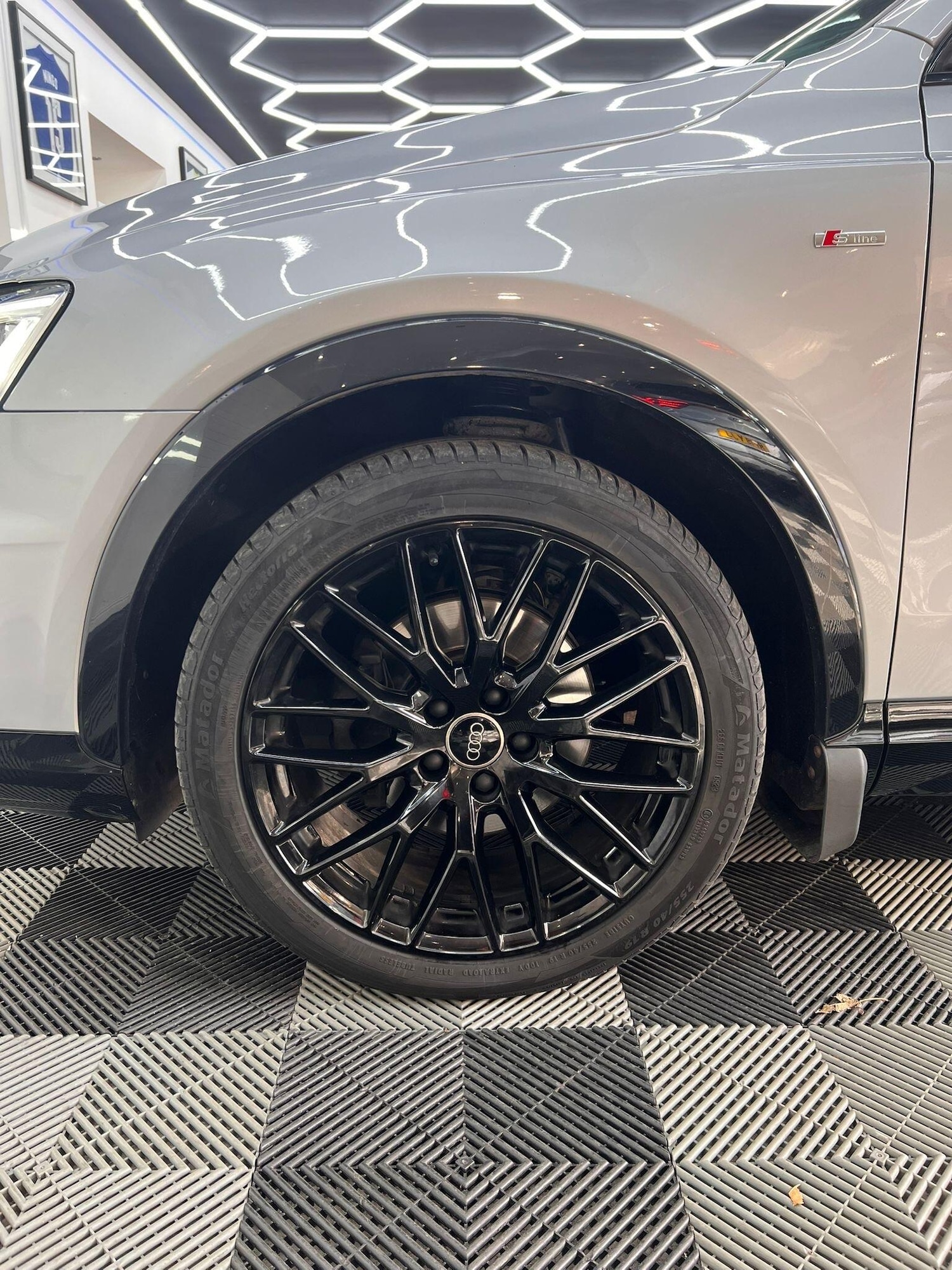 Used Audi Q3 2017 for sale - 76398001: Photo 19