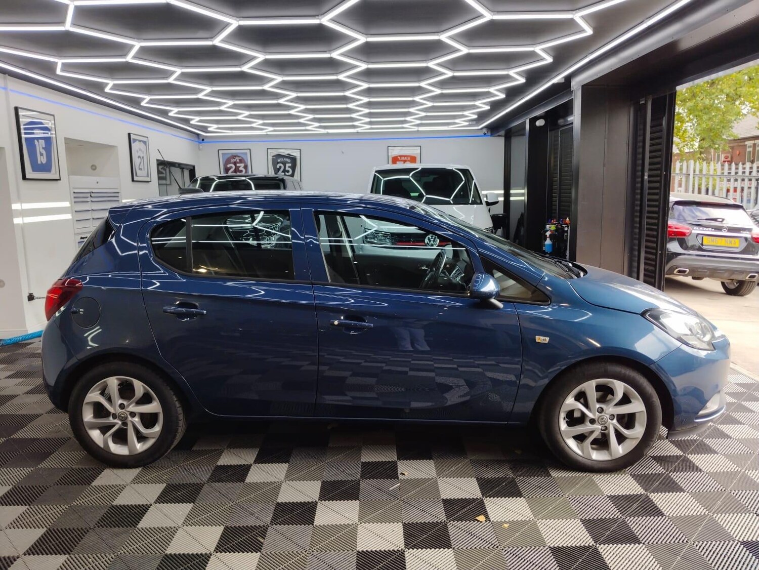 Used Vauxhall Corsa 2017 for sale - 76227489: Photo 11