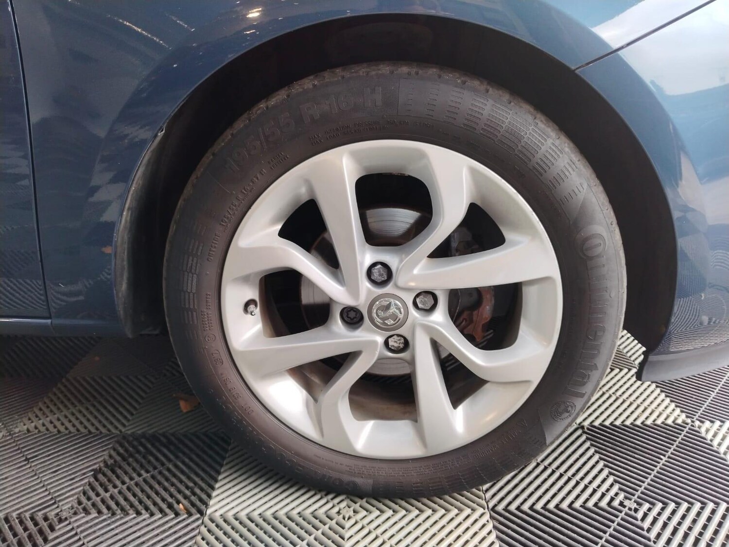 Used Vauxhall Corsa 2017 for sale - 76227489: Photo 17