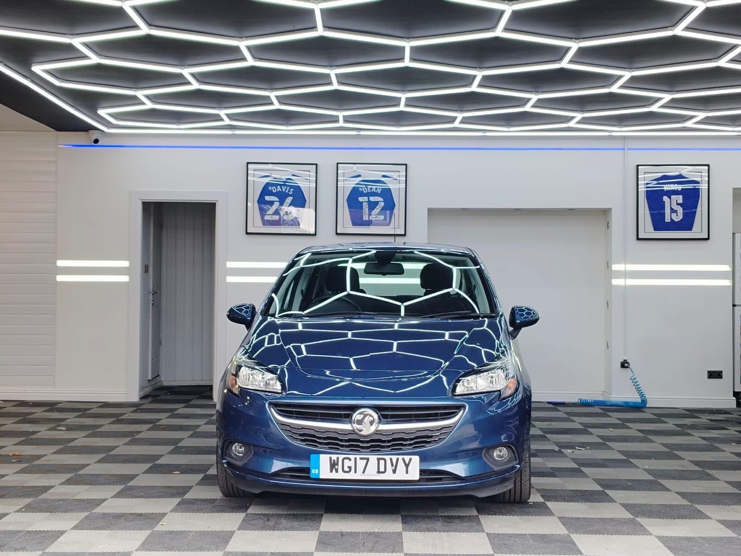 Used Vauxhall Corsa 2017 for sale - 76227489: Photo 2