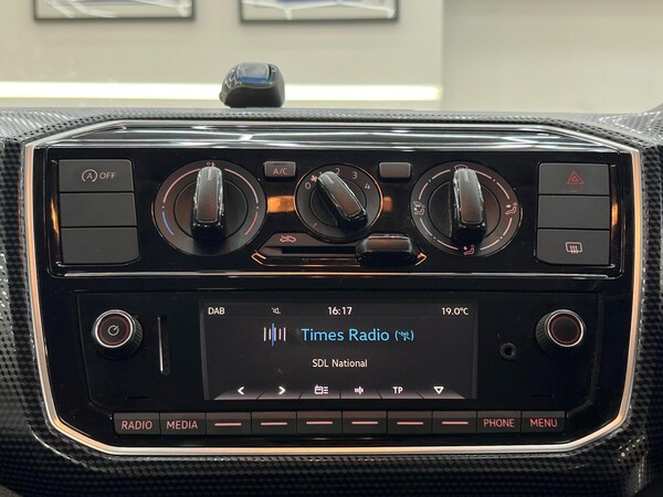 Used Volkswagen up! 2019 for sale - 76259464: Photo 18