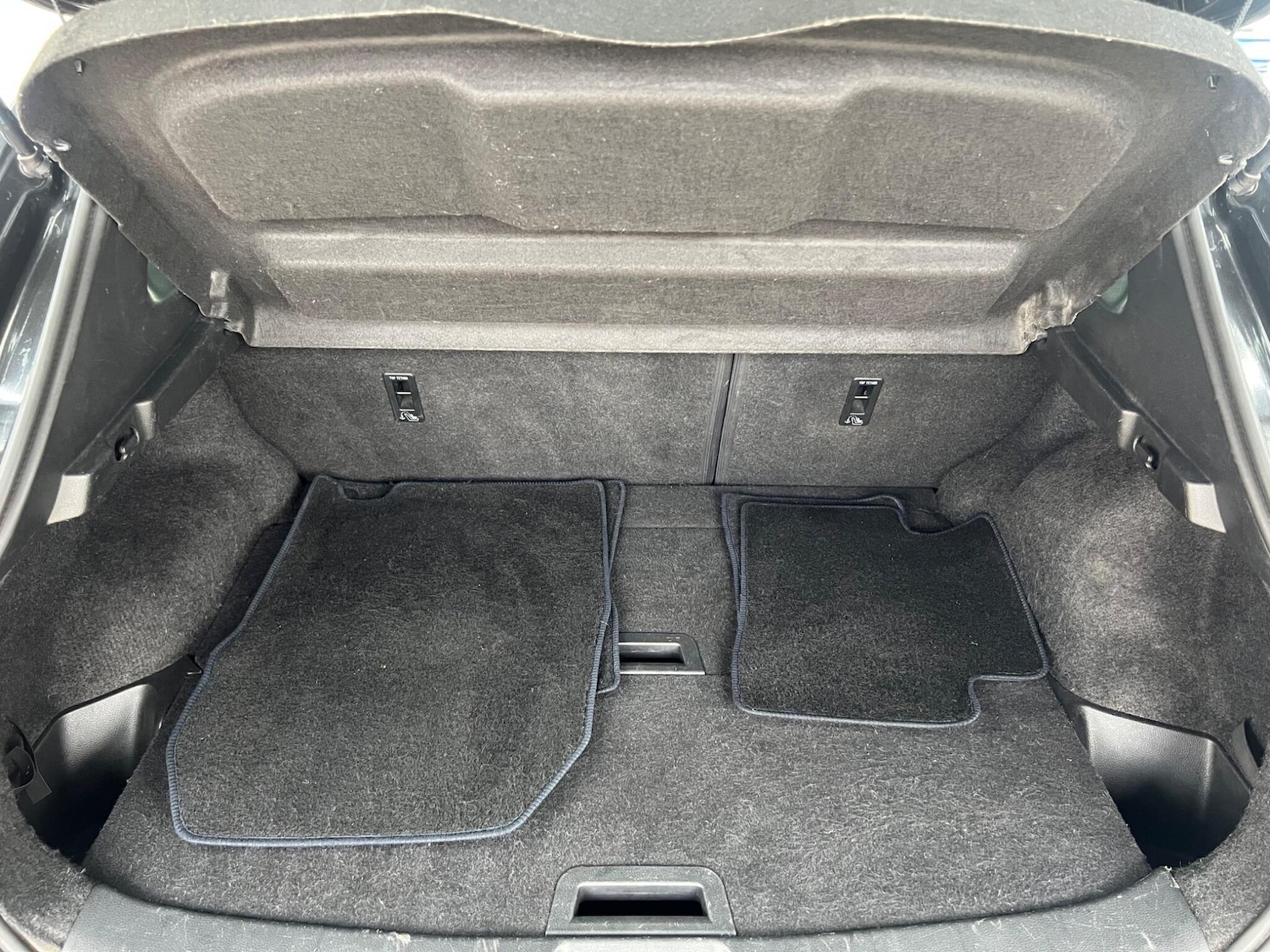 Used Nissan Qashqai 2016 for sale - 76512430: Photo 26