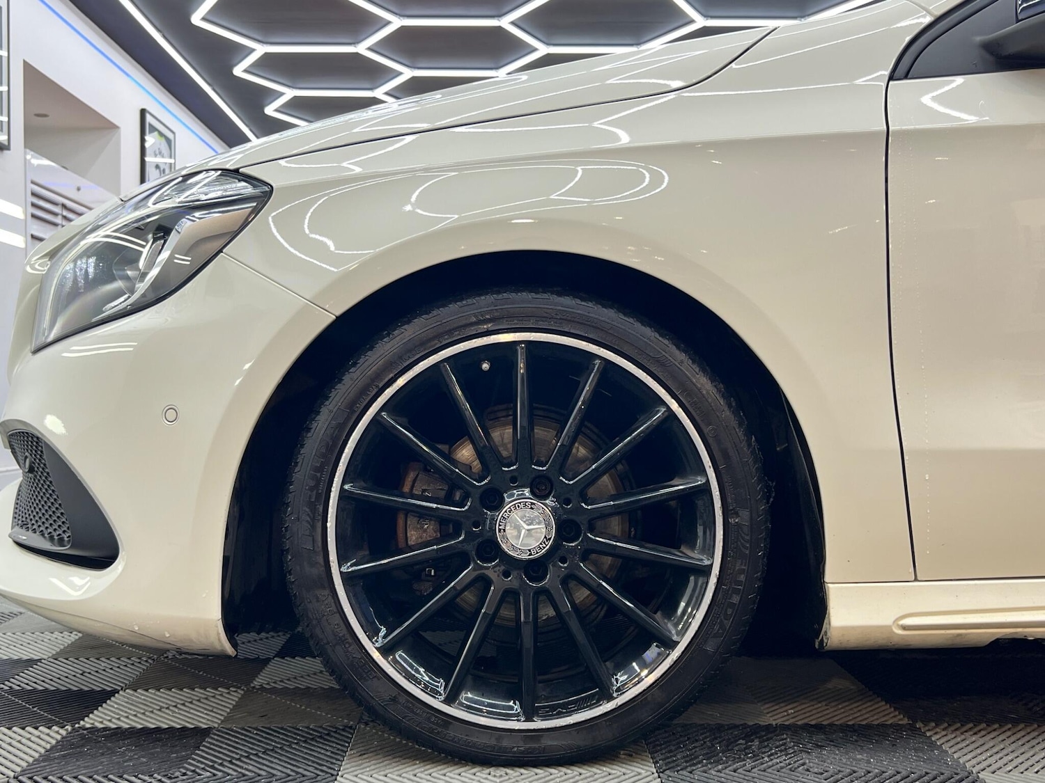 Used Mercedes-Benz A-Class 2016 for sale - 76781617: Photo 20