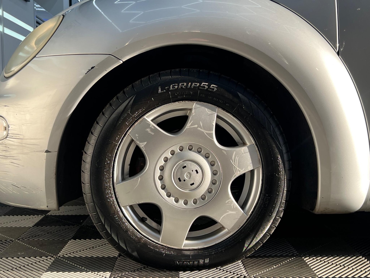 Used Volkswagen Beetle 2001 for sale - 76658838: Photo 13