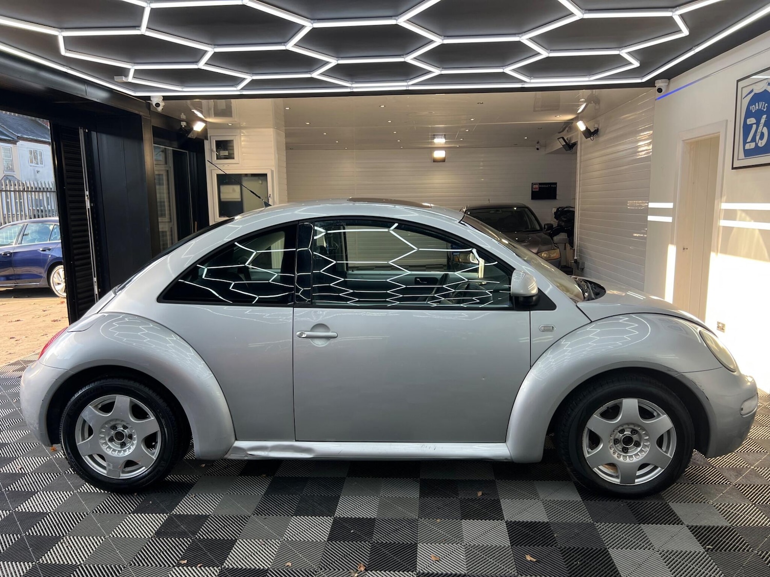 Used Volkswagen Beetle 2001 for sale - 76658838: Photo 7