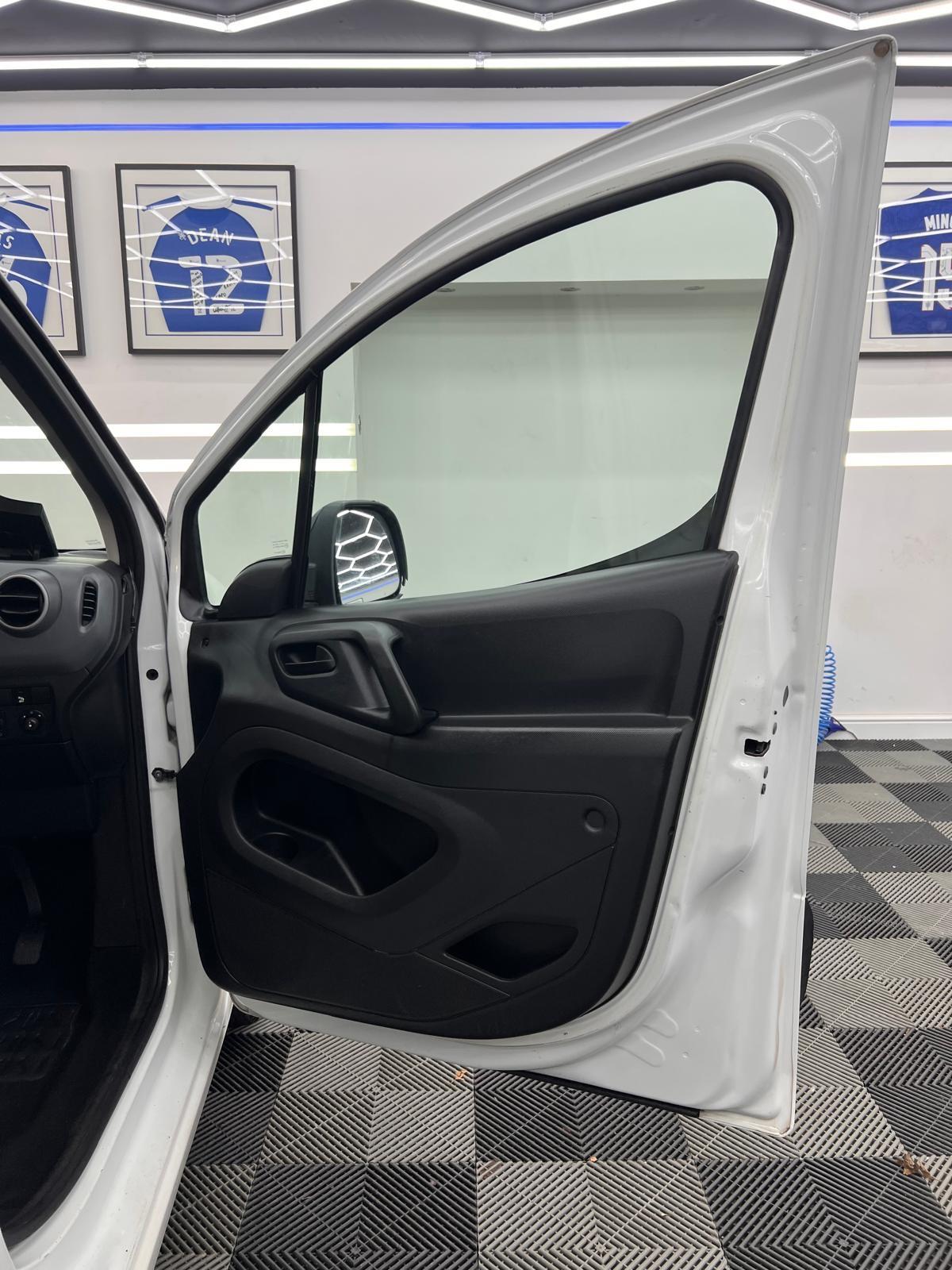 Used Citroen Berlingo 2012 for sale - 76498639: Photo 17