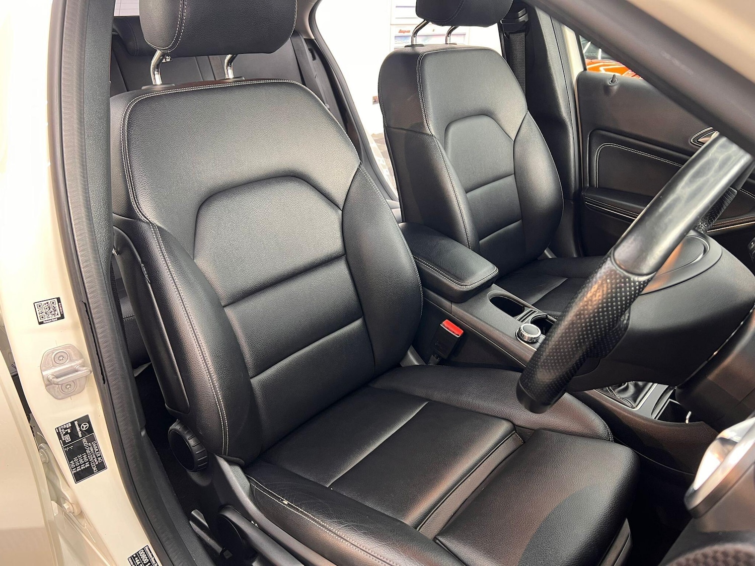 Used Mercedes-Benz A-Class 2015 for sale - 76527638: Photo 10