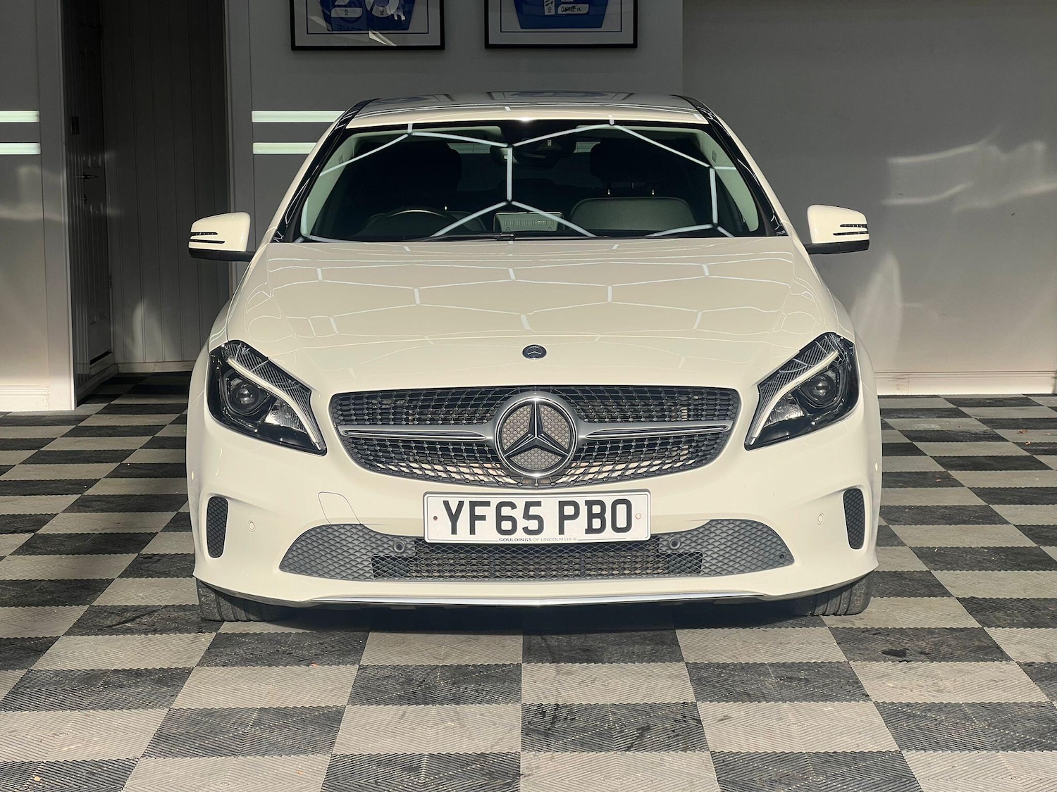 Used Mercedes-Benz A-Class 2015 for sale - 76527638: Photo 2