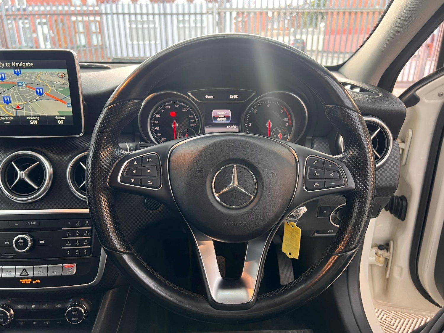 Used Mercedes-Benz A-Class 2015 for sale - 76527638: Photo 20