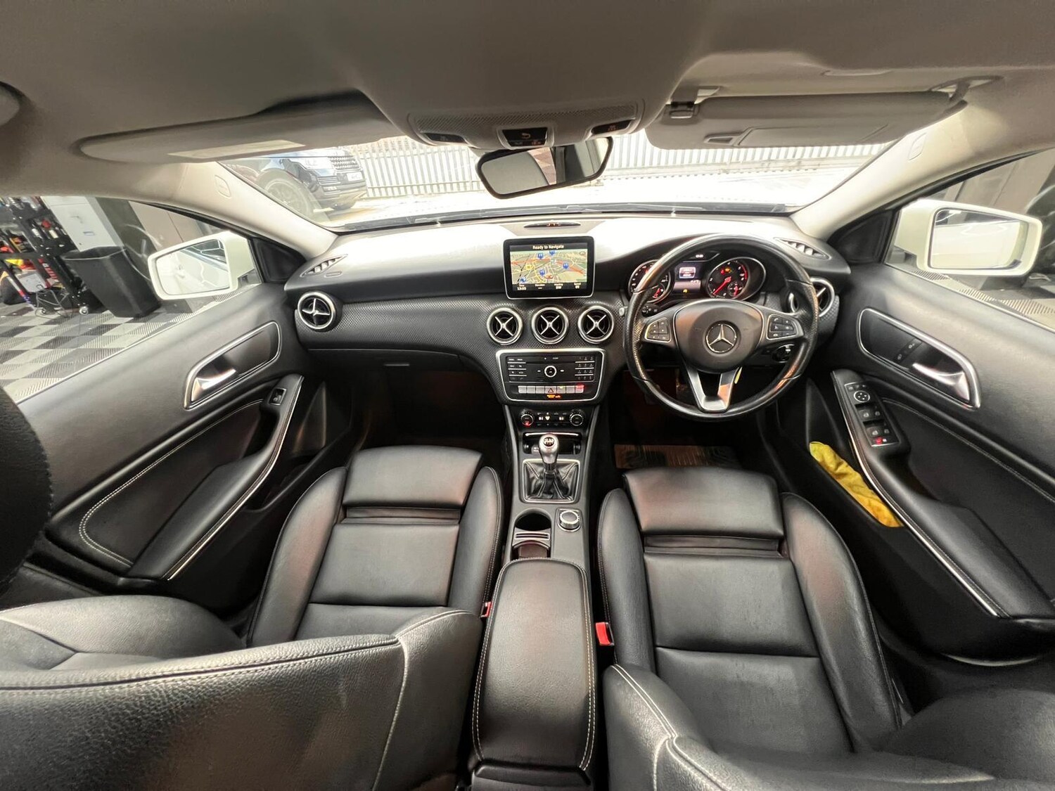 Used Mercedes-Benz A-Class 2015 for sale - 76527638: Photo 9