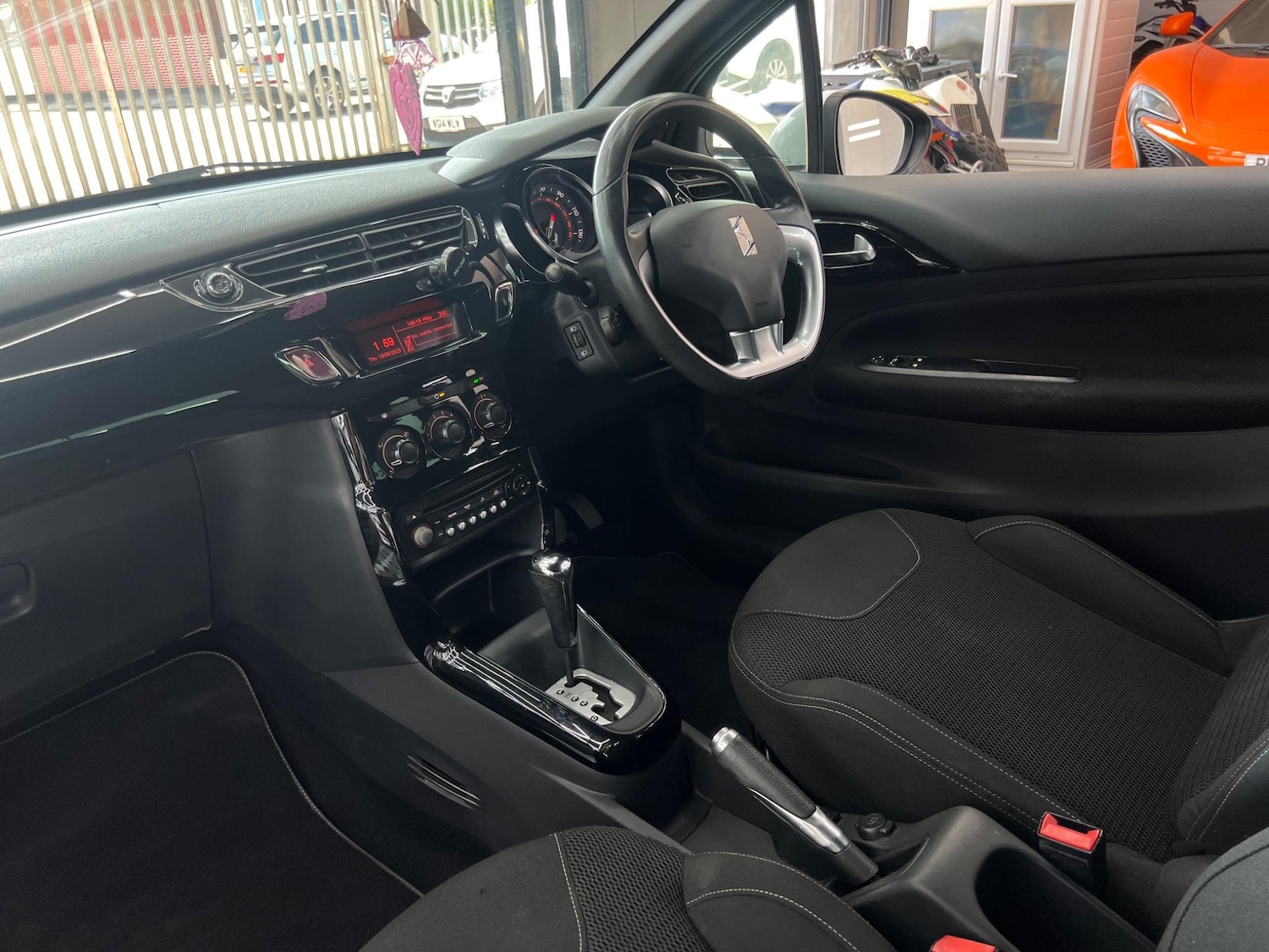 Used Citroen DS3 2013 for sale - 76585427: Photo 9