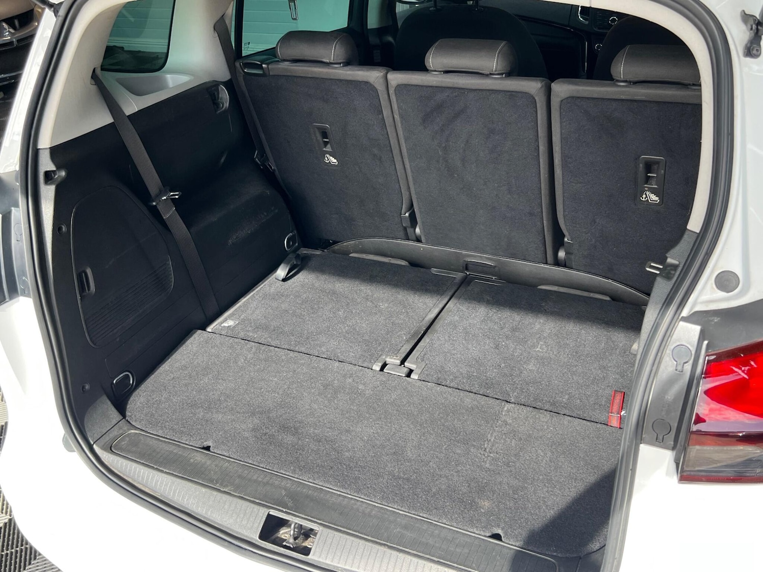 Used Vauxhall Zafira 2014 for sale - 76839533: Photo 26