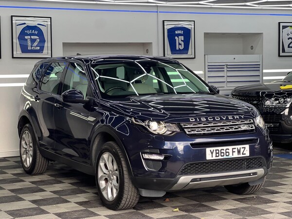 Used Land Rover Discovery Sport 2016 for sale - 76283323: Photo 1