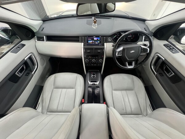 Used Land Rover Discovery Sport 2016 for sale - 76283323: Photo 9