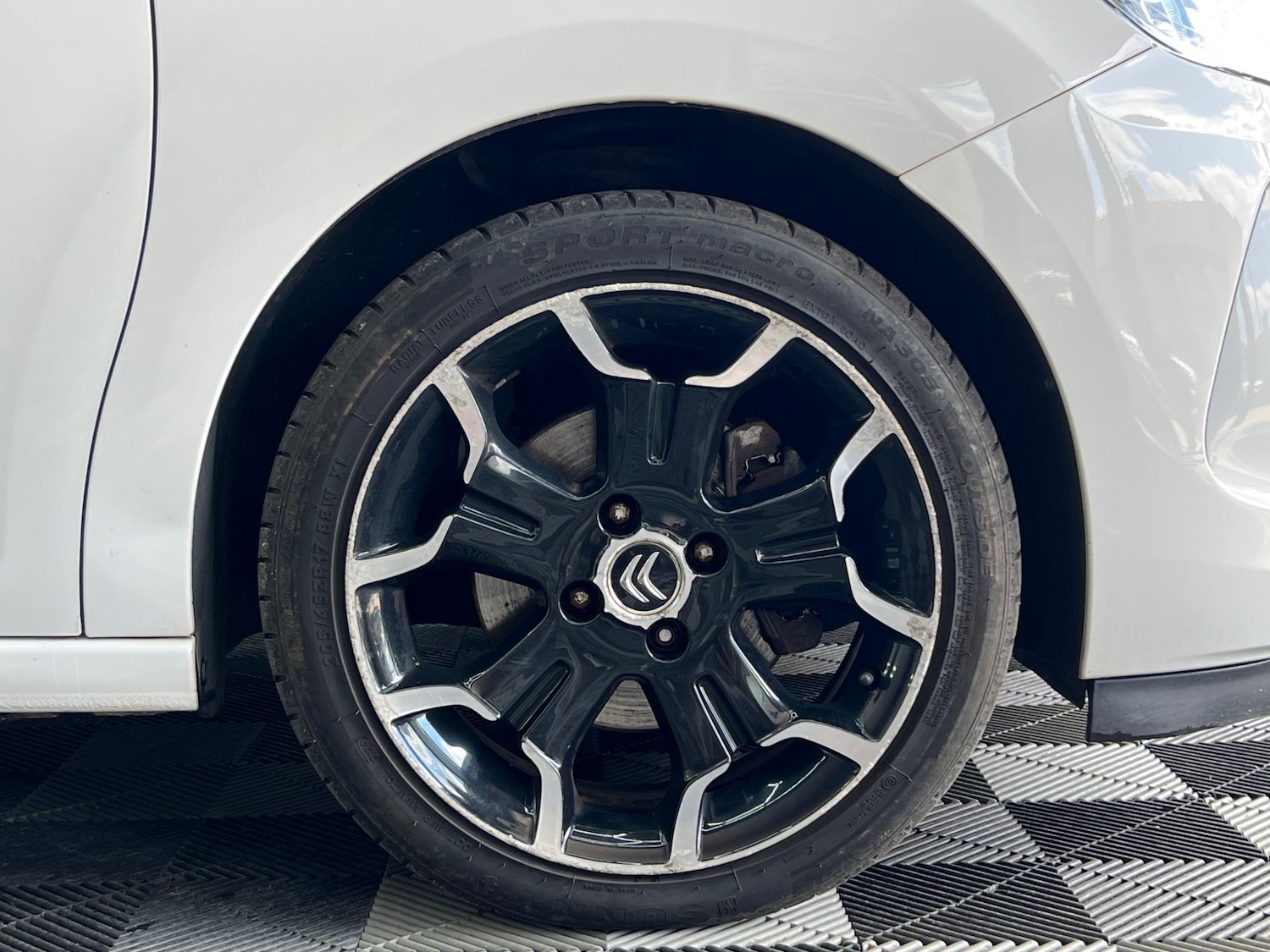 Used Citroen DS3 2013 for sale - 76226463: Photo 16