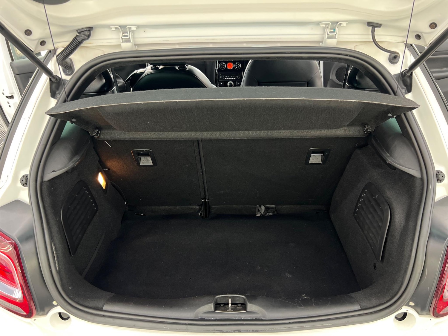 Used Citroen DS3 2013 for sale - 76226463: Photo 24