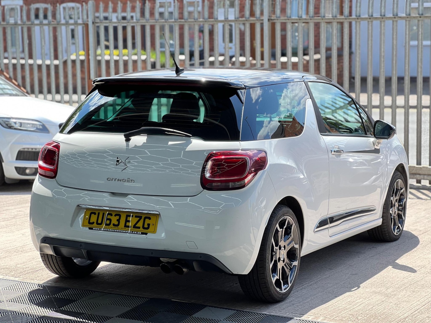 Used Citroen DS3 2013 for sale - 76226463: Photo 8