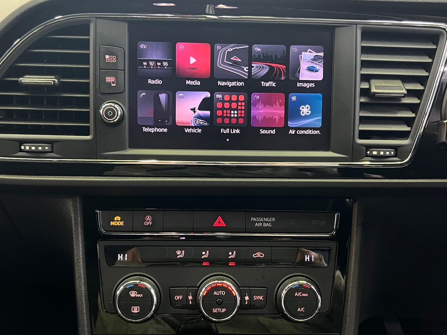 Used SEAT Leon 2018 for sale - 76608364: Photo 25