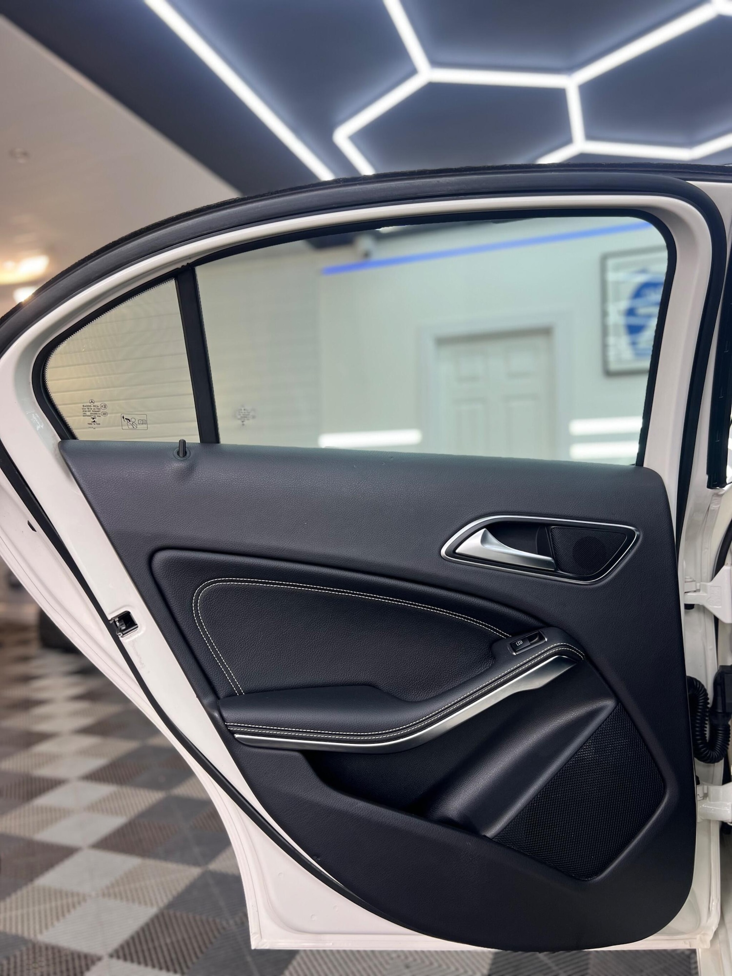 Used Mercedes-Benz A-Class 2015 for sale - 76781306: Photo 17