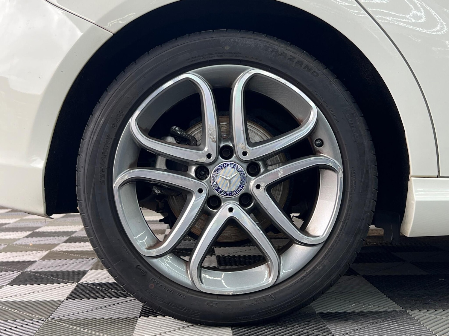 Used Mercedes-Benz A-Class 2015 for sale - 76781306: Photo 20