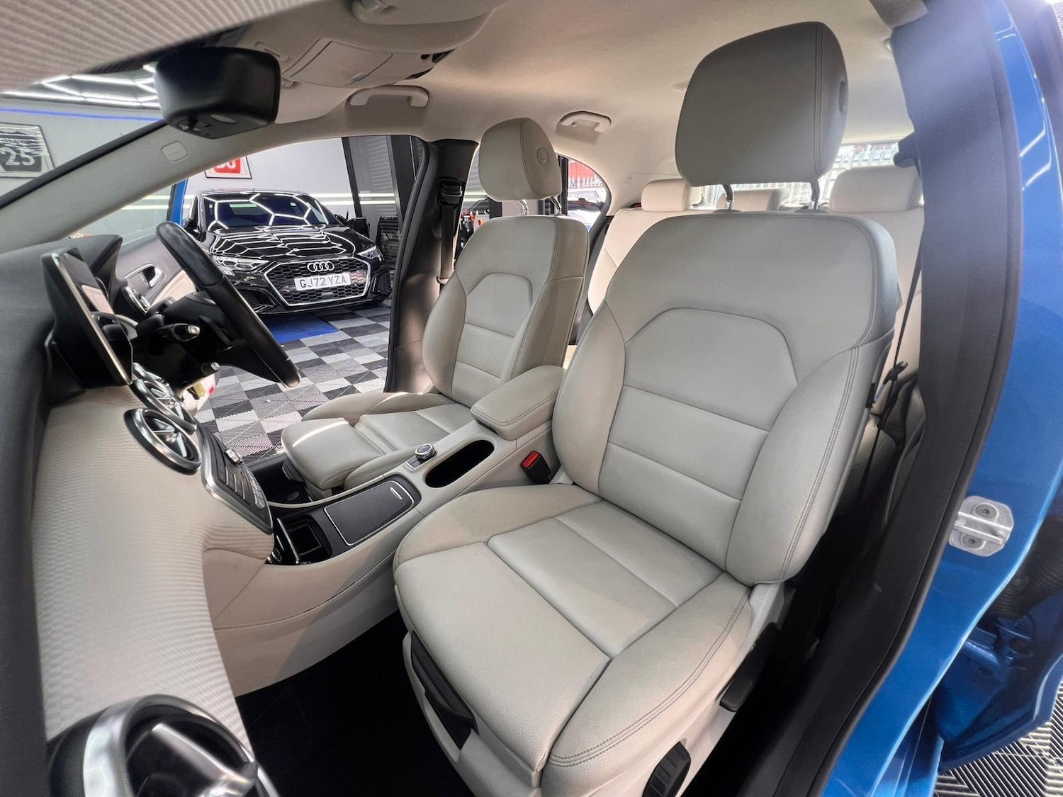 Used Mercedes-Benz A-Class 2016 for sale - 76549893: Photo 15