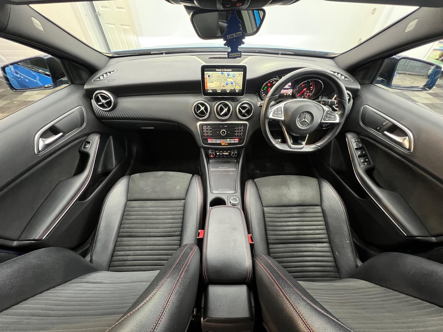 Used Mercedes-Benz A-Class 2015 for sale - 76607633: Photo 10