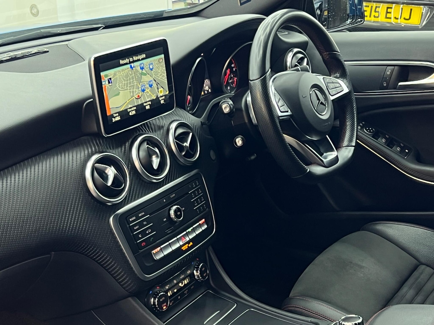 Used Mercedes-Benz A-Class 2015 for sale - 76607633: Photo 11