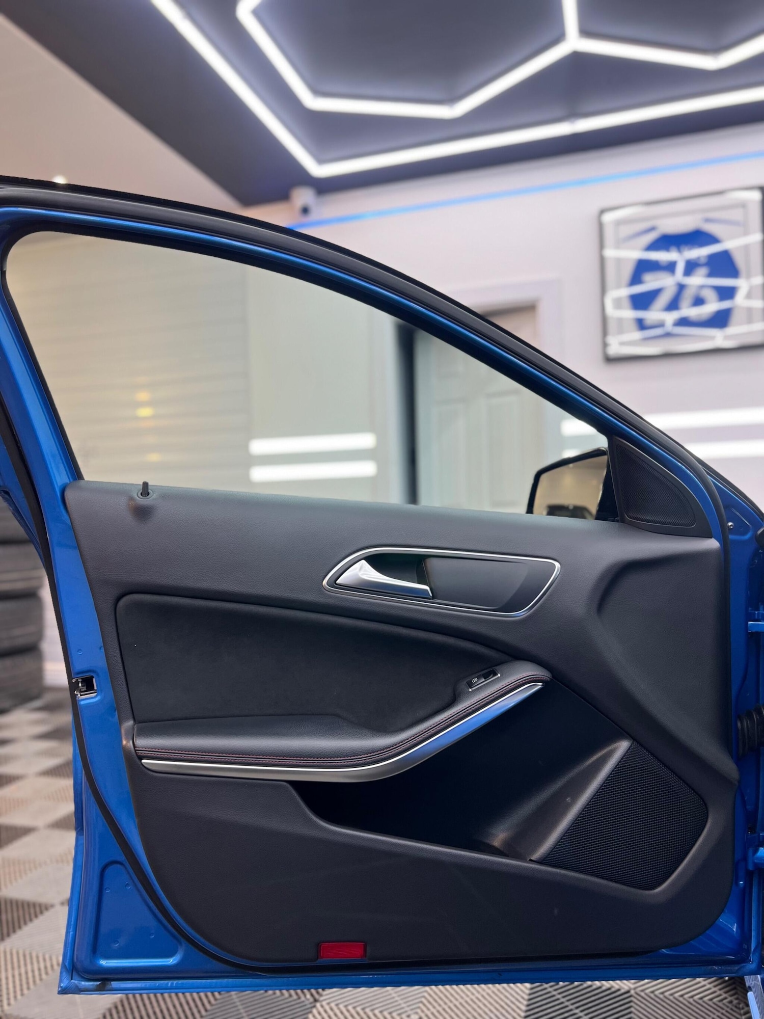 Used Mercedes-Benz A-Class 2015 for sale - 76607633: Photo 18