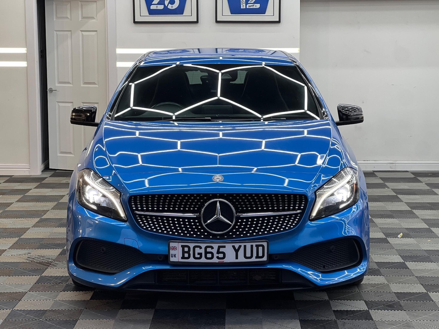 Used Mercedes-Benz A-Class 2015 for sale - 76607633: Photo 2