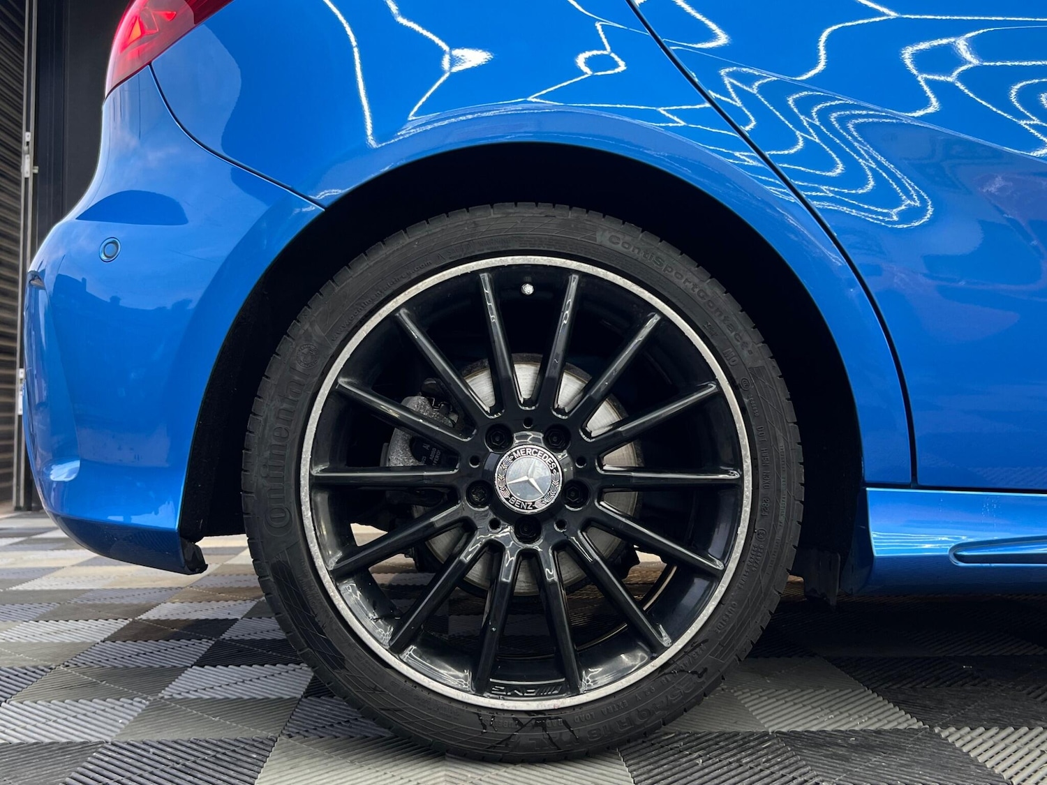 Used Mercedes-Benz A-Class 2015 for sale - 76607633: Photo 20