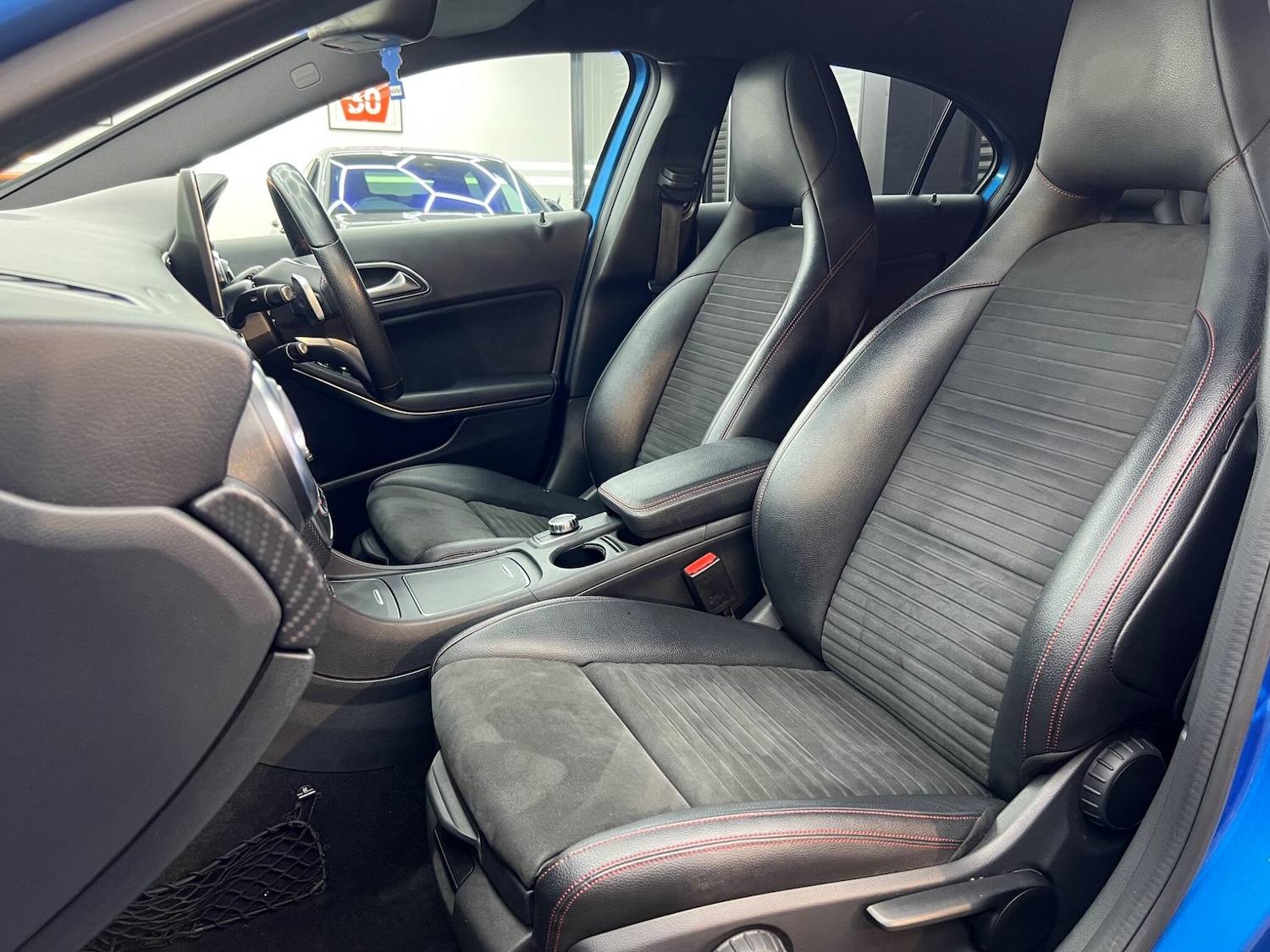 Used Mercedes-Benz A-Class 2015 for sale - 76607633: Photo 27