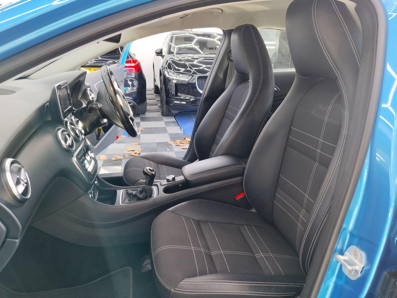 Used Mercedes-Benz A-Class 2013 for sale - 76839628: Photo 12