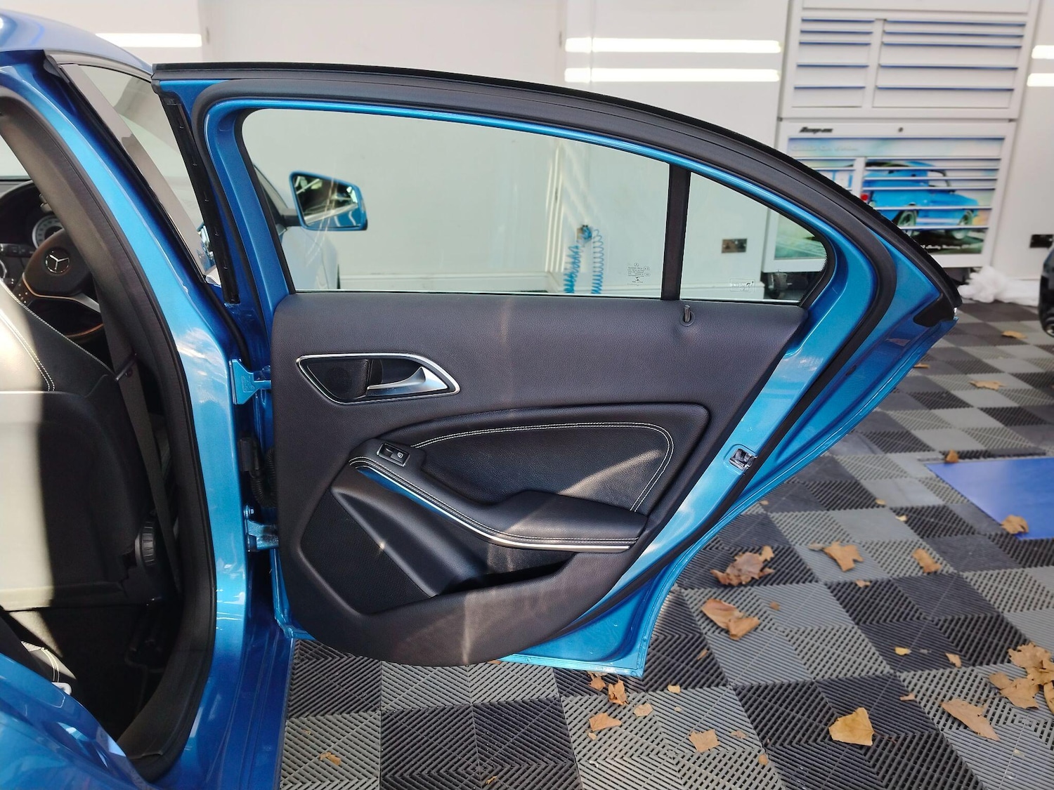 Used Mercedes-Benz A-Class 2013 for sale - 76839628: Photo 16