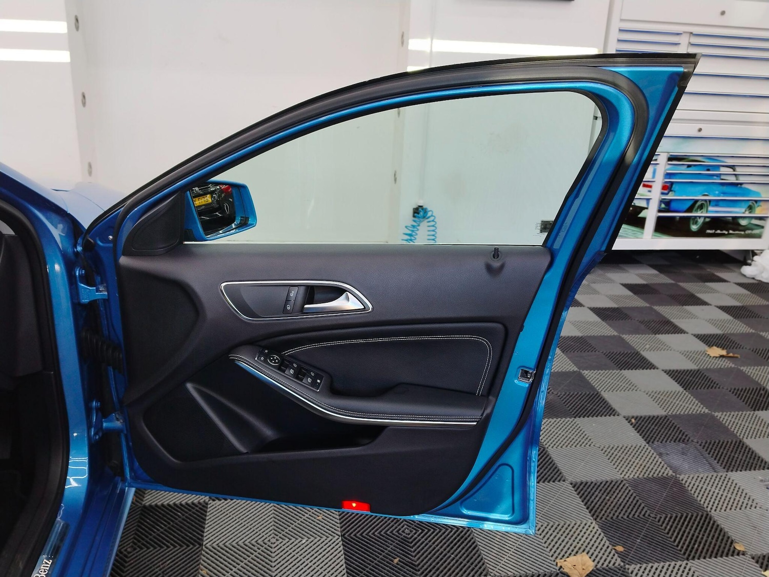 Used Mercedes-Benz A-Class 2013 for sale - 76839628: Photo 17