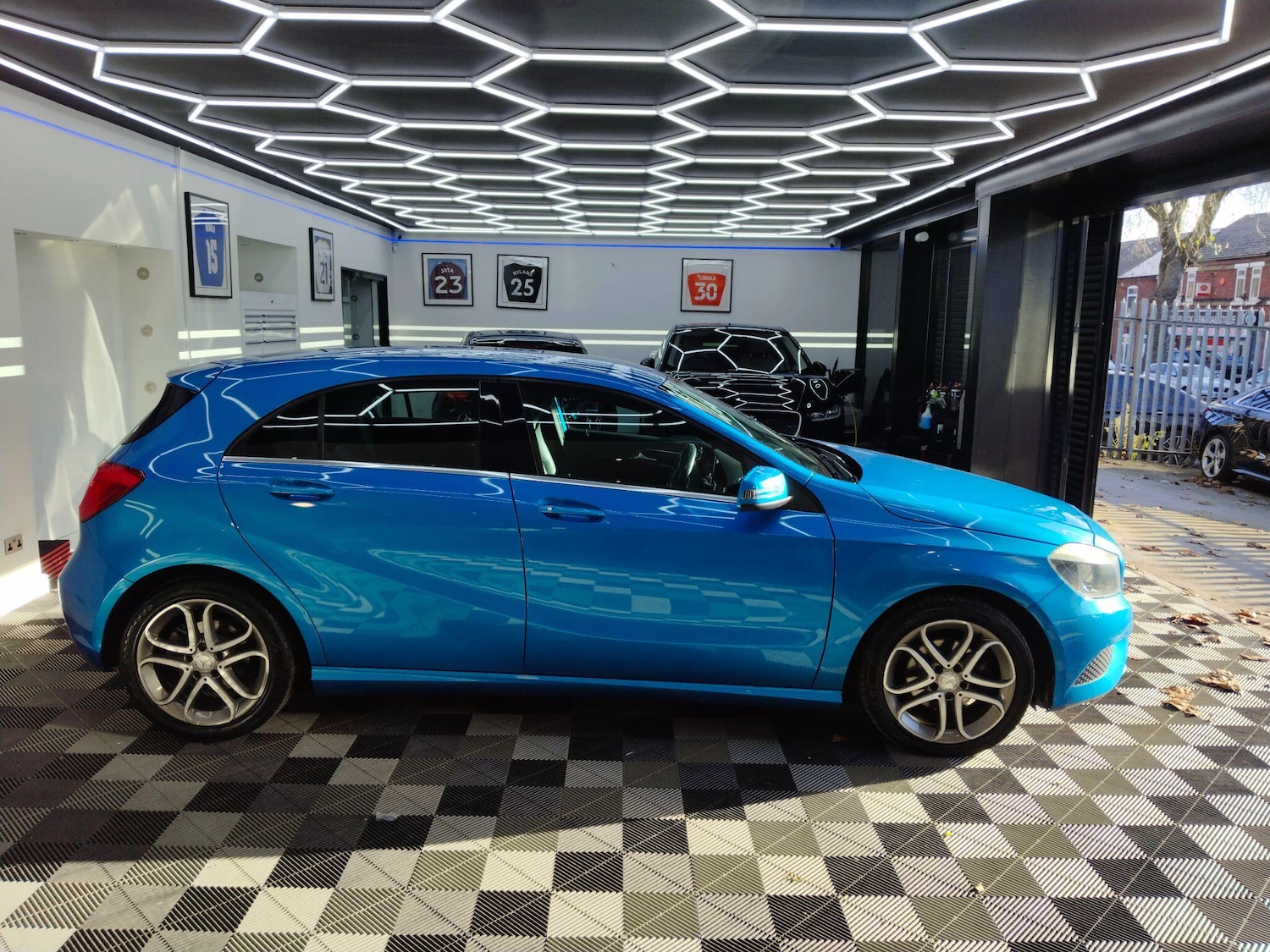 Used Mercedes-Benz A-Class 2013 for sale - 76839628: Photo 8