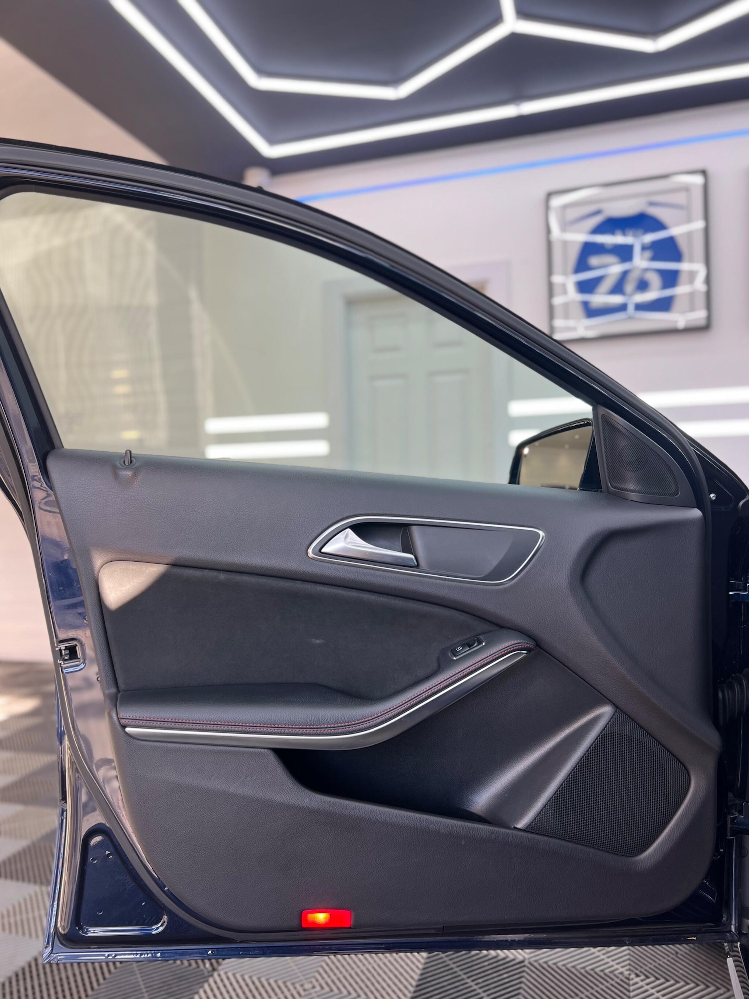 Used Mercedes-Benz A-Class for sale - 76728803: Photo 21