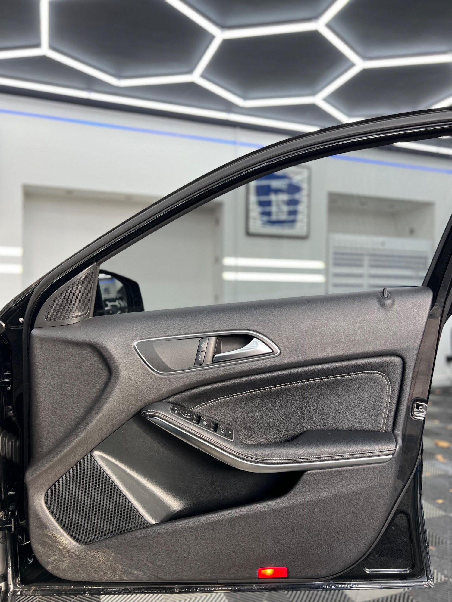 Used Mercedes-Benz A-Class 2017 for sale - 76715155: Photo 14