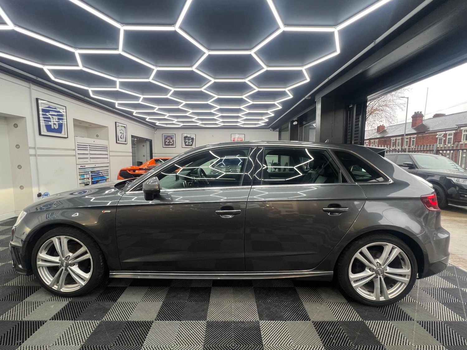 Used Audi A3 2015 for sale - 76597084: Photo 5