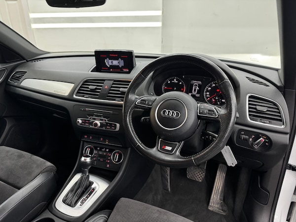 Used Audi Q3 2015 for sale - 76314611: Photo 10
