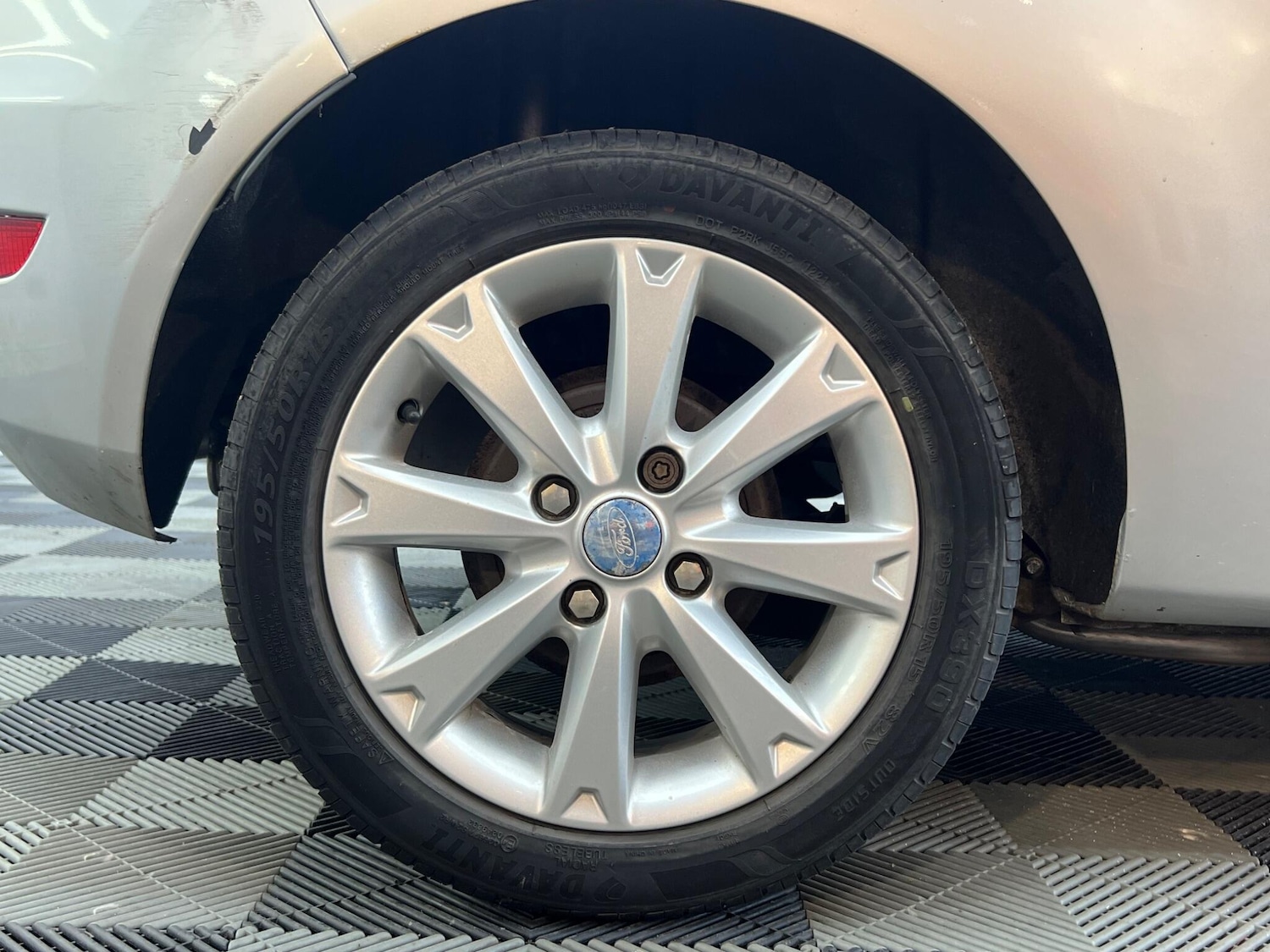 Used Ford Fiesta 2010 for sale - 76084251: Photo 15