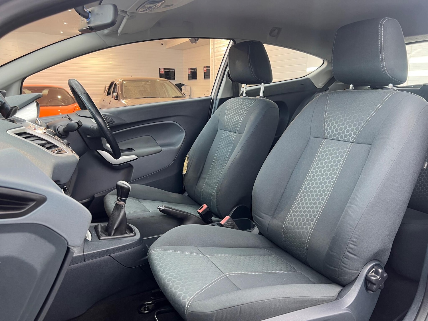 Used Ford Fiesta 2010 for sale - 76084251: Photo 21