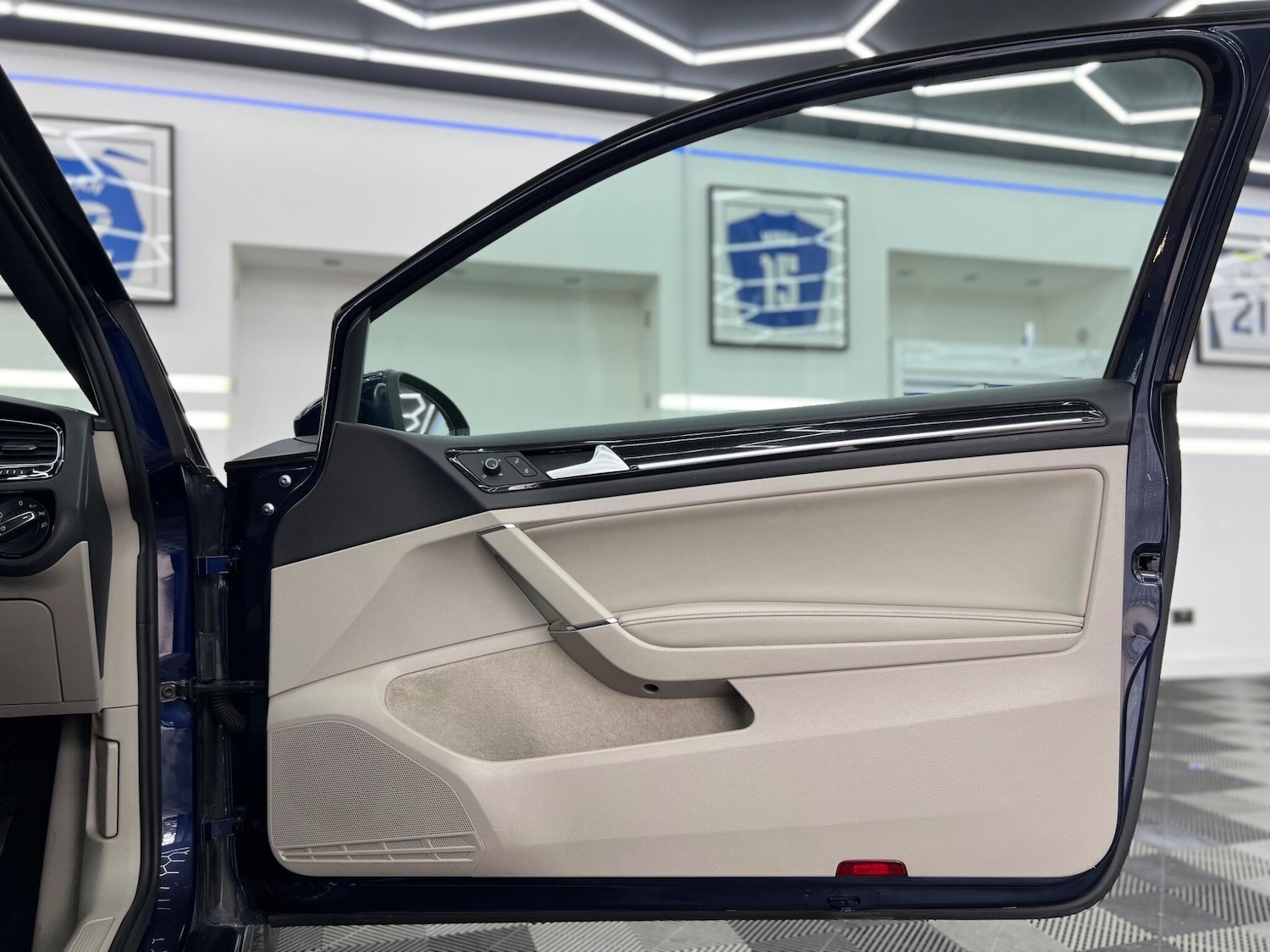 Used Volkswagen Golf for sale - 76527636: Photo 12