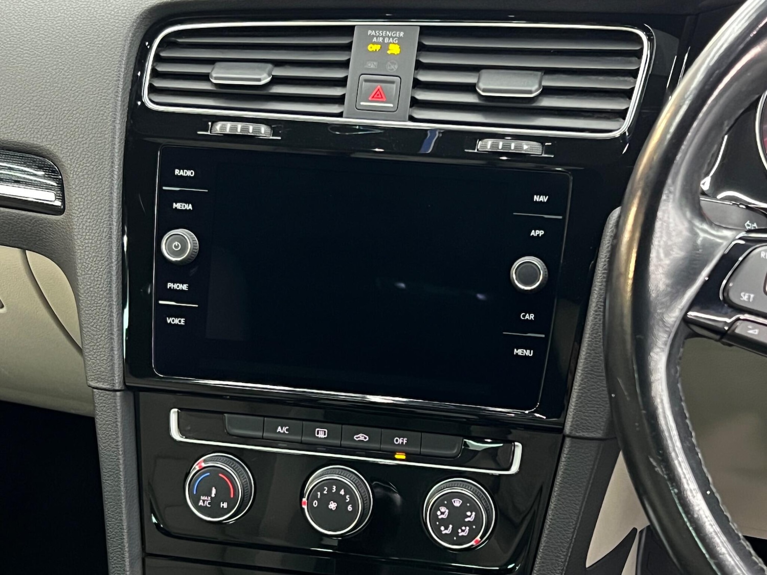 Used Volkswagen Golf for sale - 76527636: Photo 18