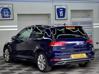 Used Volkswagen Golf 2017 for sale - 76527636: Photo