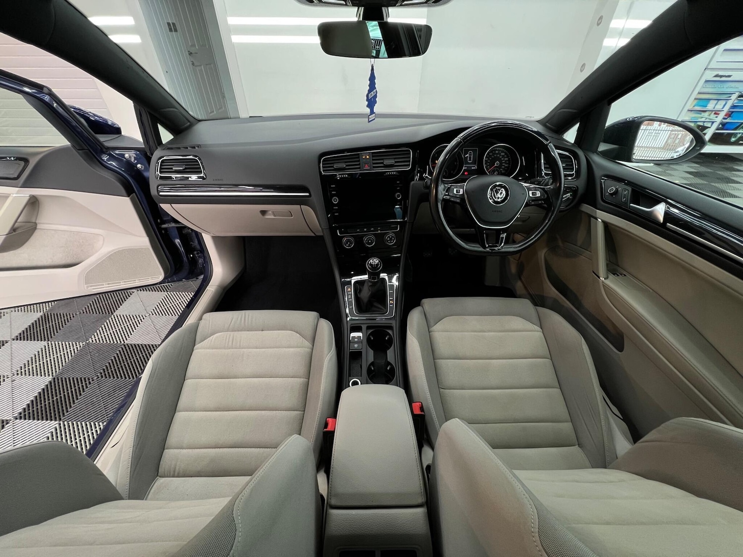 Used Volkswagen Golf for sale - 76527636: Photo 9